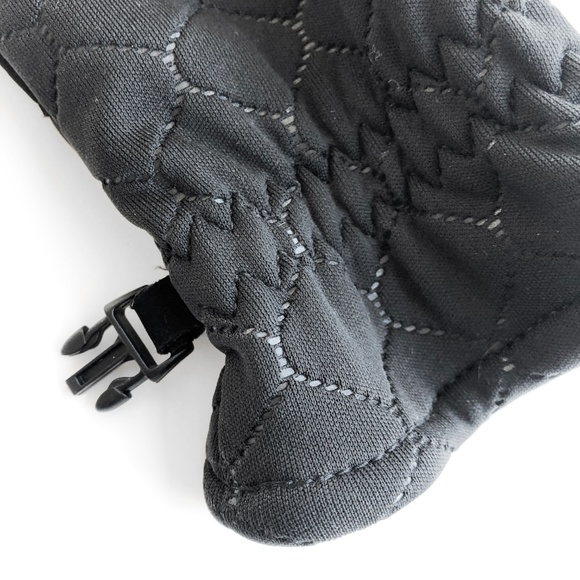 Degrees by 180s Black Quilted Gloves - Picture 6 of 6